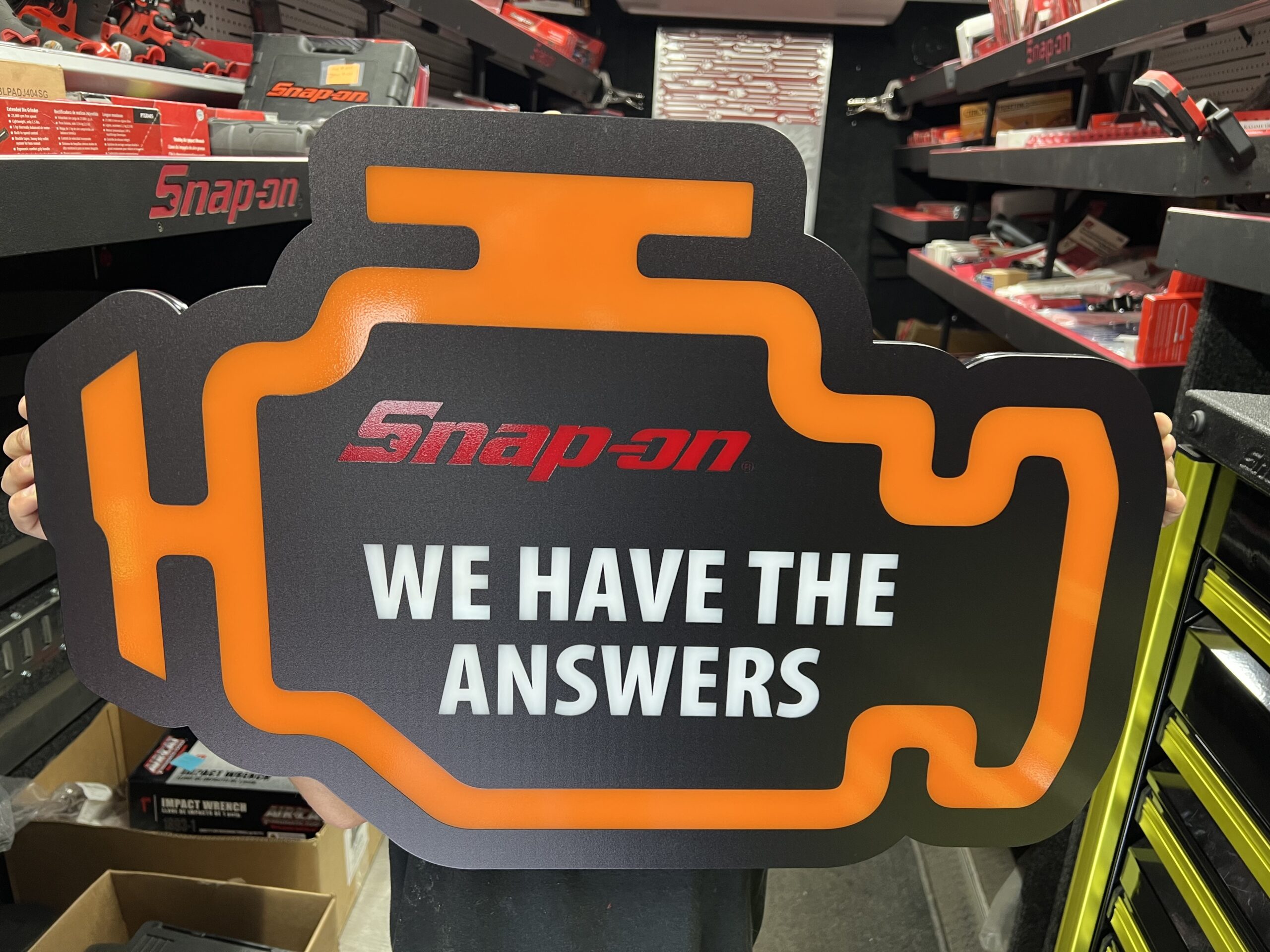 Snap-On: Lighted Shop Sign